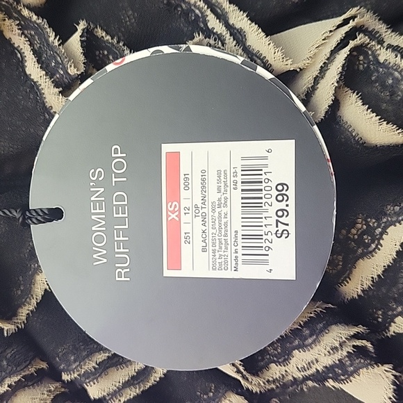 Robert Rodruguez by Neiman Marcus - dressy ruffled top - Picture 4 of 5